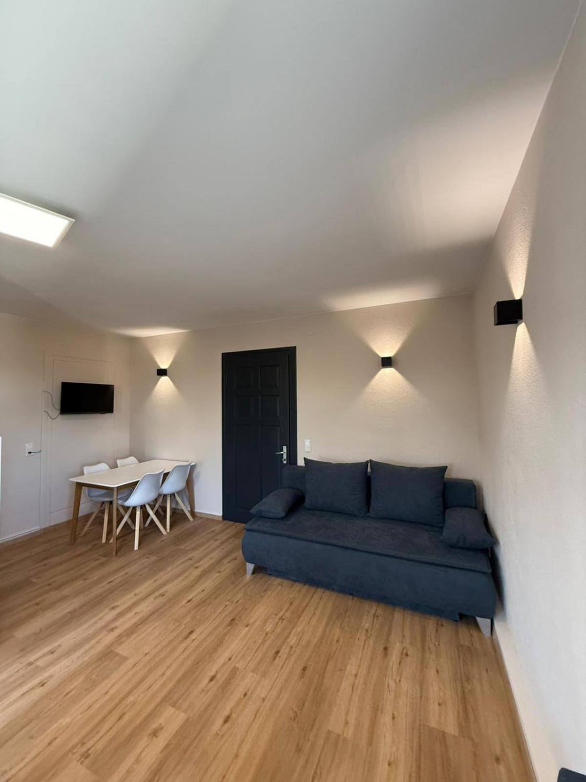 Crown Living Villa Blumenau Studios, Smarttv, Parkplatz Lustenau Kültér fotó