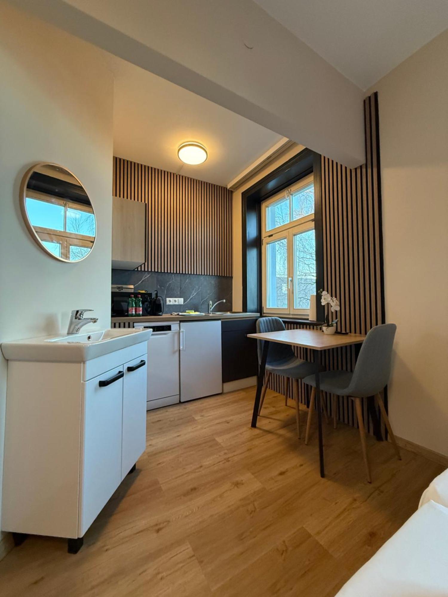 Crown Living Villa Blumenau Studios, Smarttv, Parkplatz Lustenau Kültér fotó