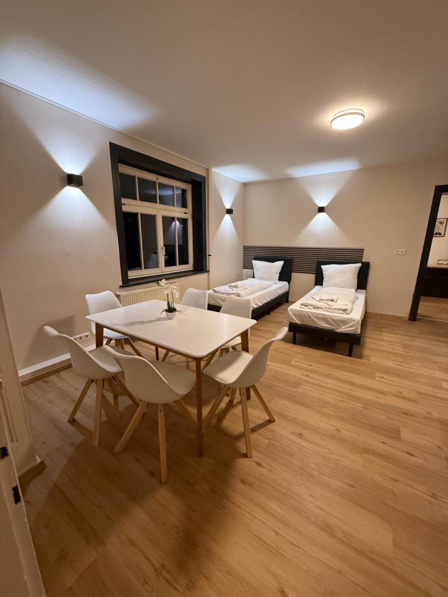 Crown Living Villa Blumenau Studios, Smarttv, Parkplatz Lustenau Kültér fotó
