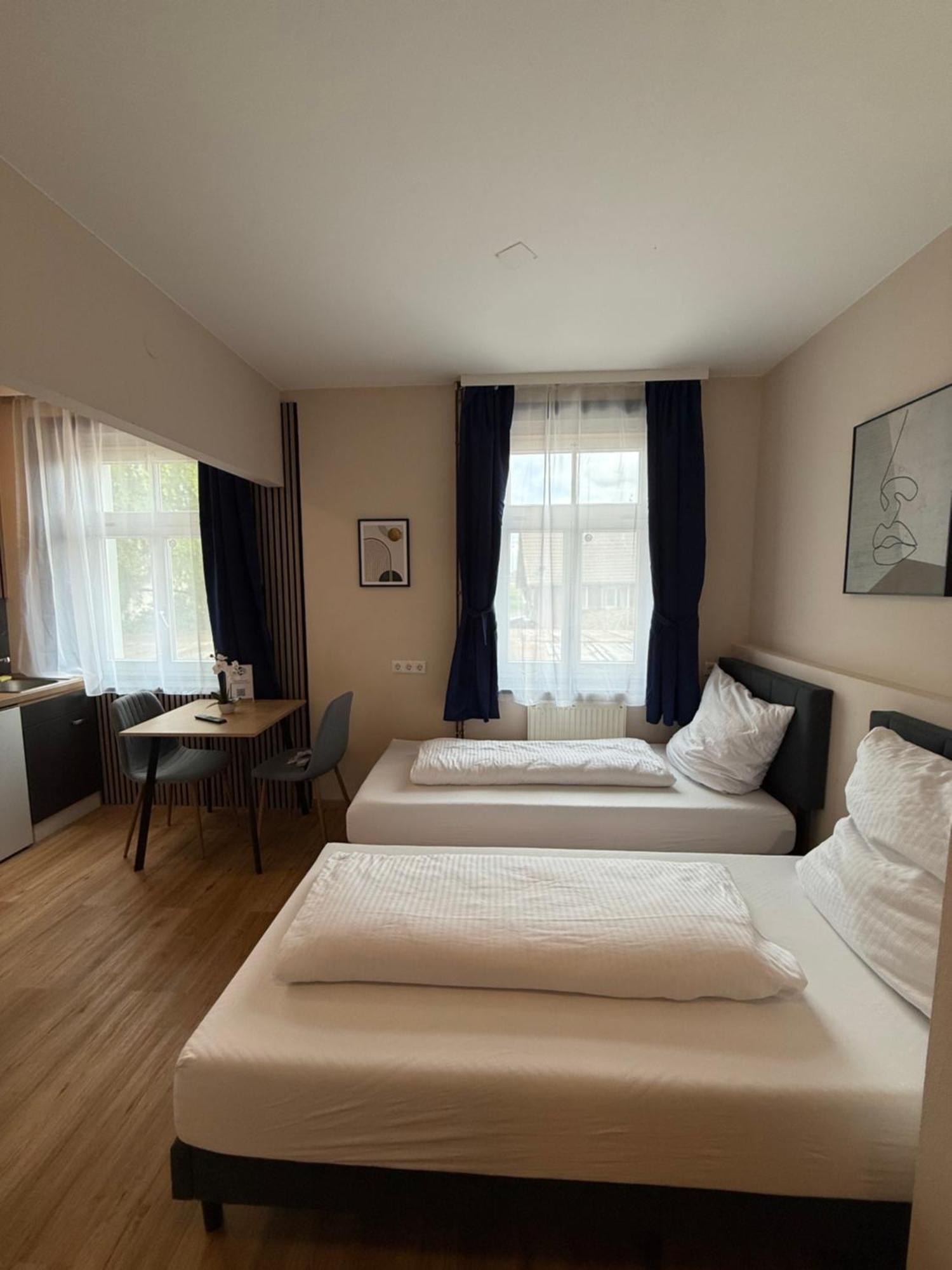 Crown Living Villa Blumenau Studios, Smarttv, Parkplatz Lustenau Kültér fotó